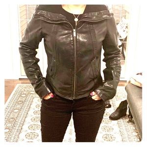 Women’s leather jacket